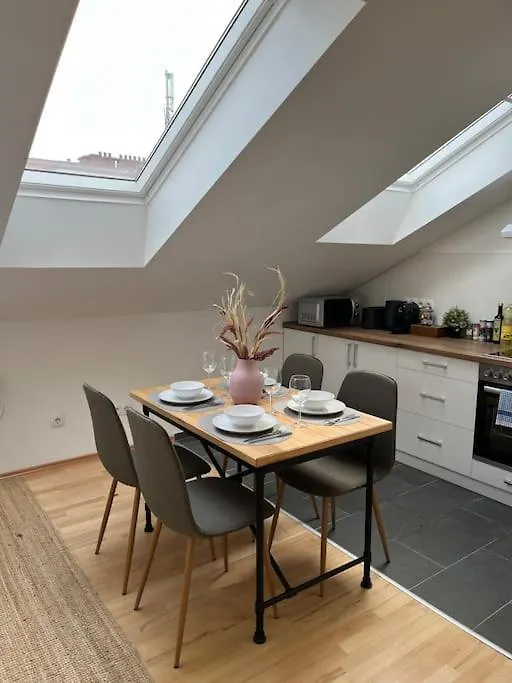 Dreamy & Cozy Apartment With Air Condition Vienna