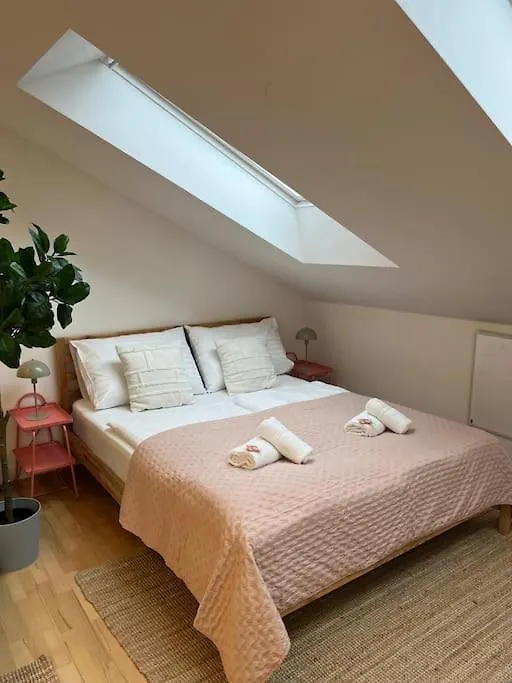 Dreamy & Cozy Apartment With Air Condition Vienna